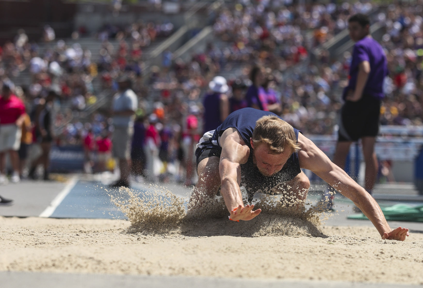 051619-qct-spt-iowa-state-track-066
